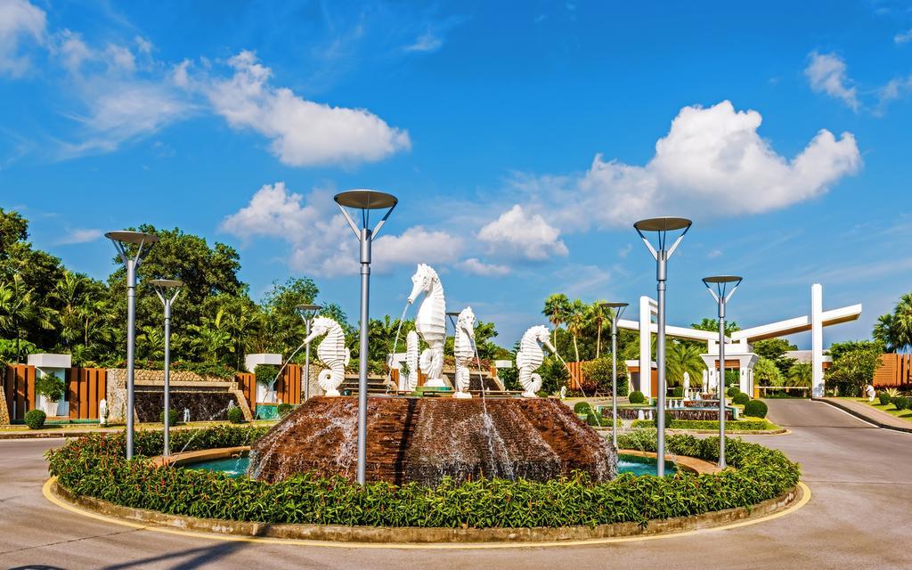 Chalong Miracle Lakeview Aparthotel Екстериор снимка