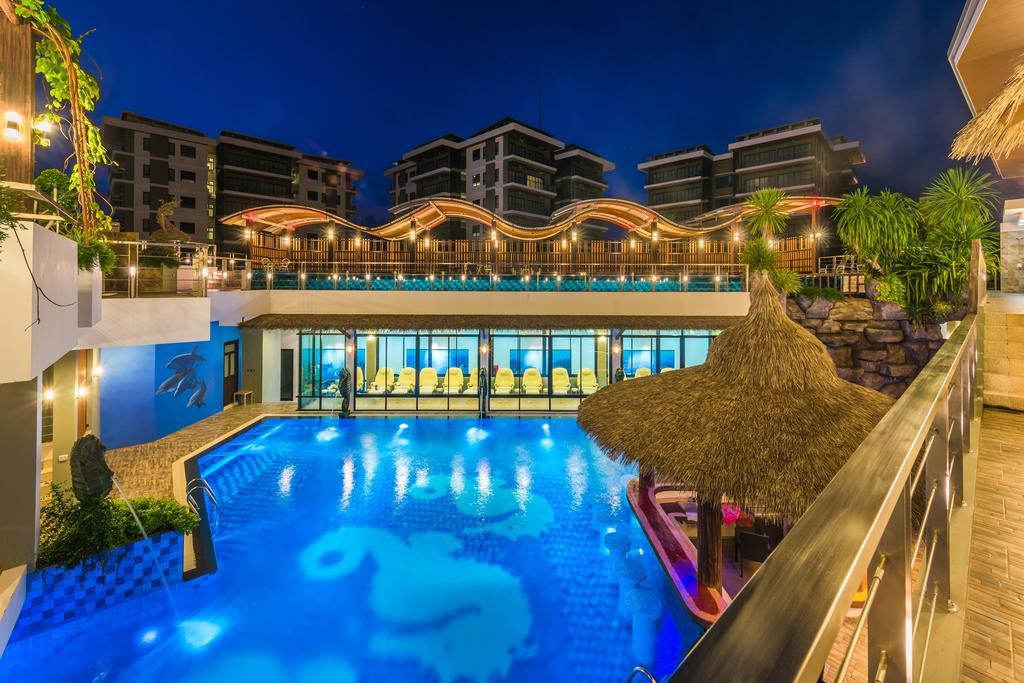 Chalong Miracle Lakeview Aparthotel Екстериор снимка