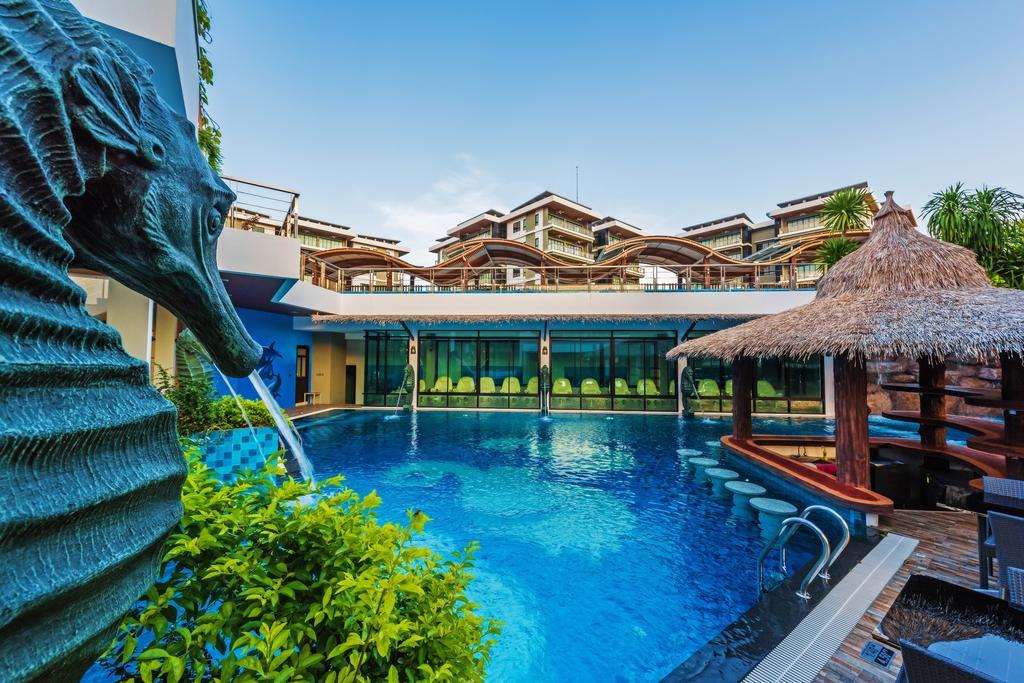 Chalong Miracle Lakeview Aparthotel Екстериор снимка