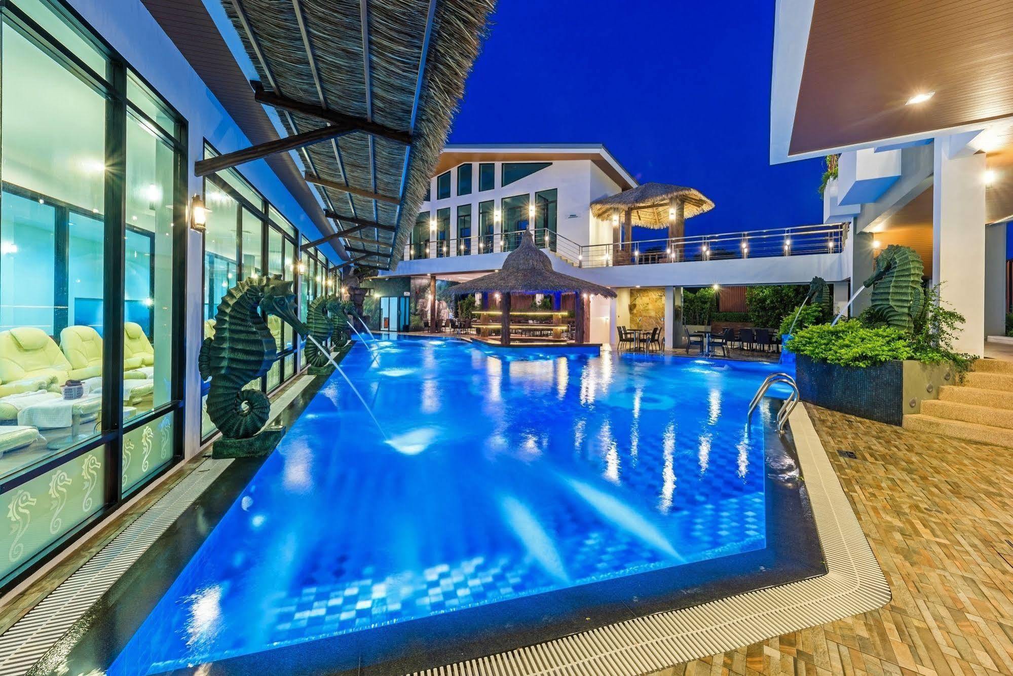 Chalong Miracle Lakeview Aparthotel Екстериор снимка